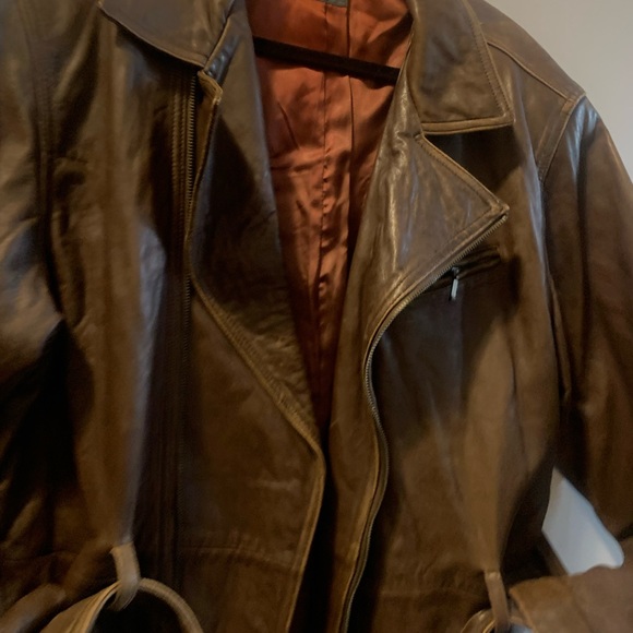 Lizwear women’s leather jacket - Picture 4 of 13